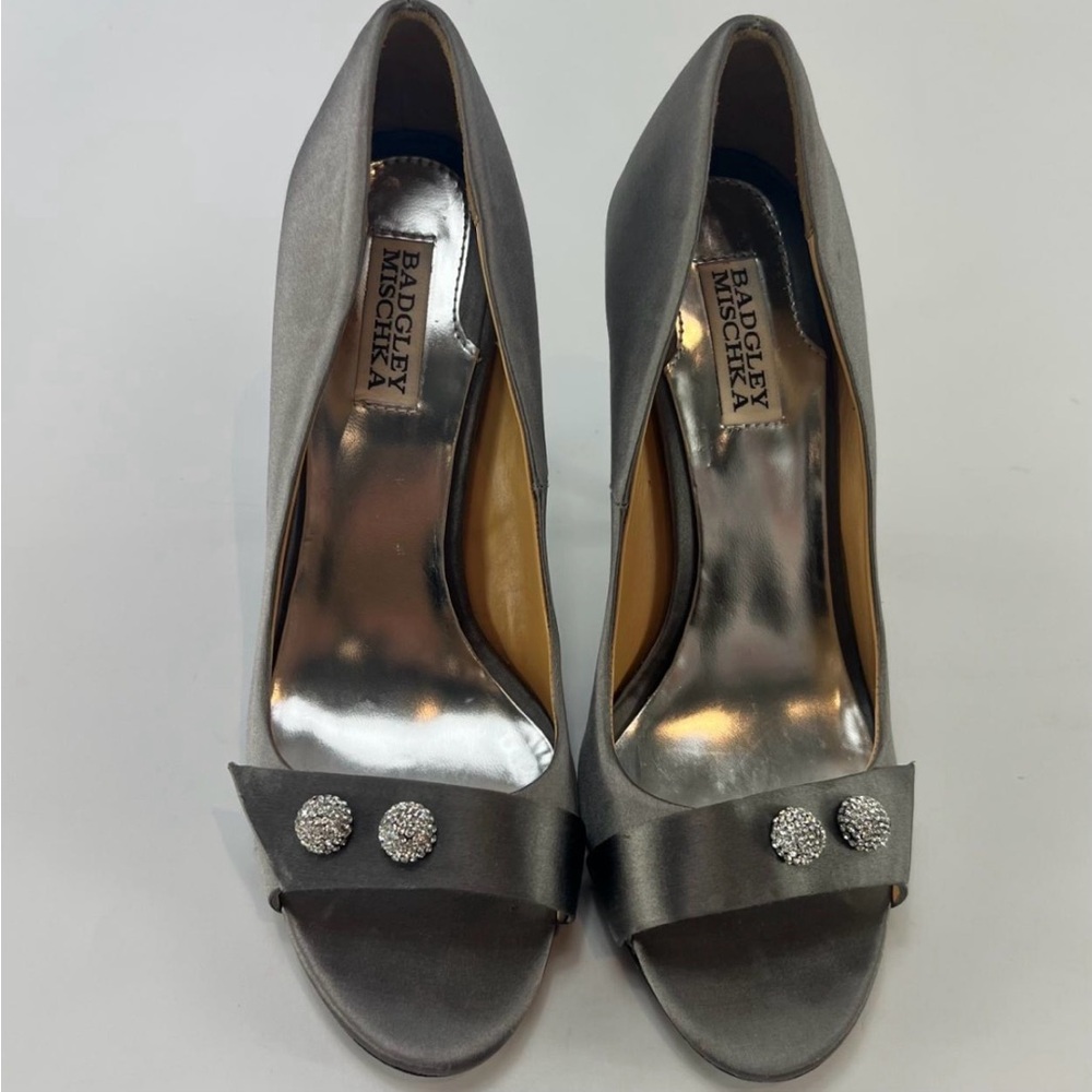 Badgley Mischka Silver Satin Heels
